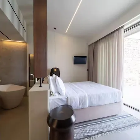 Wave Grand Infinity Villa Kuit - Luxury Retreat With Stunning Sea Views Villa Kalamitsi (Lefkada)